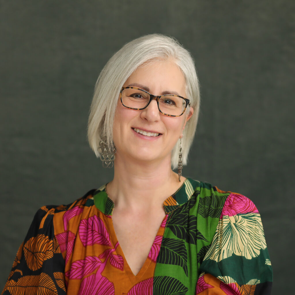 Headshot of Lisa Miller